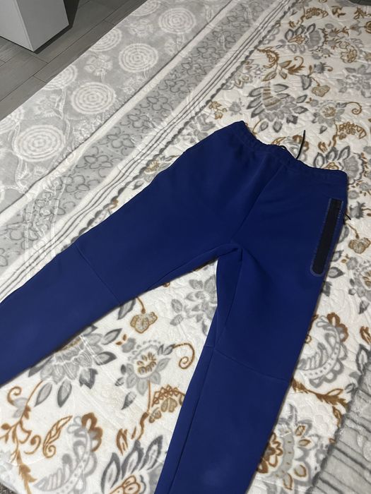 Pantaloni nike tech albastrii