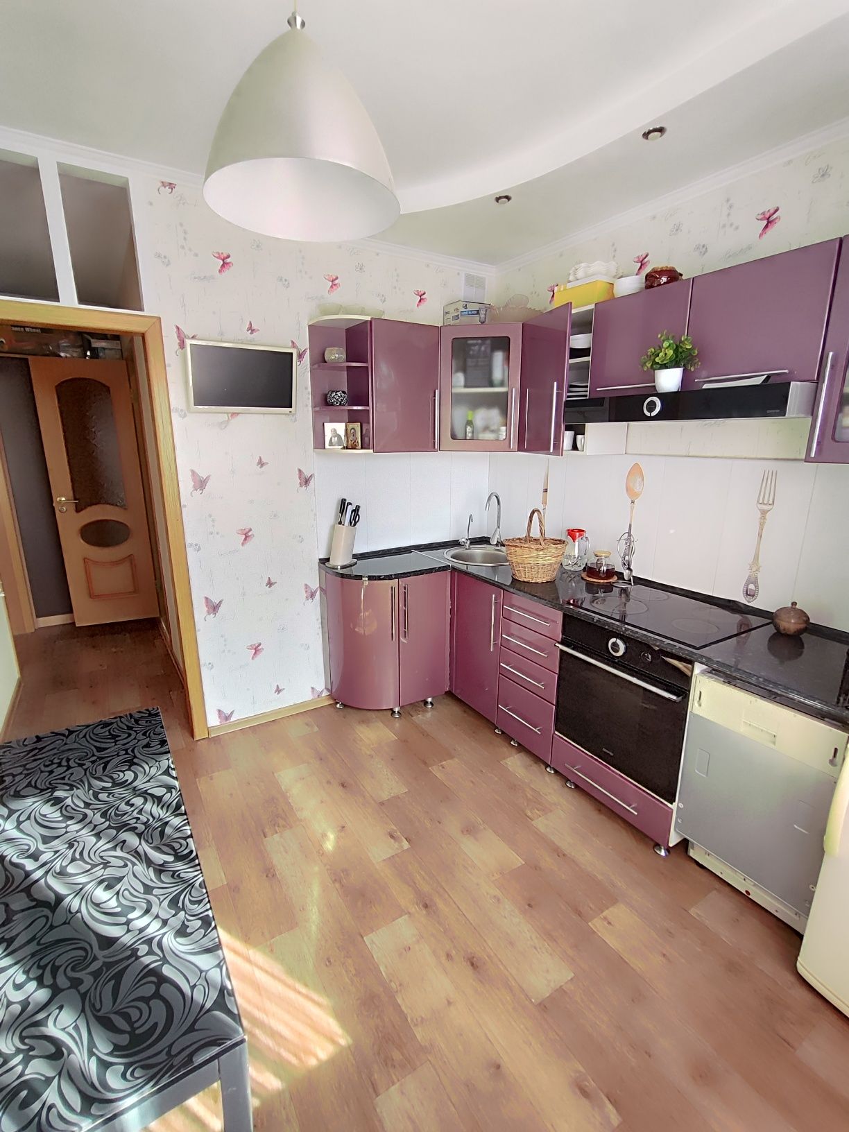 Продается 2-комн (7-30, 6 эт)