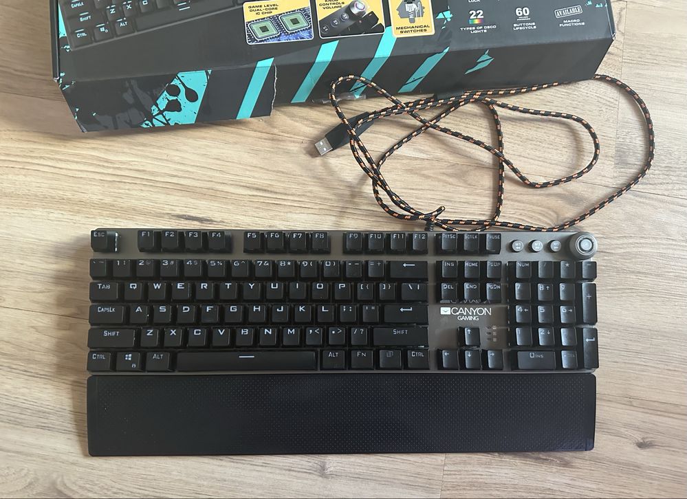 Canyon CND-SKB7-US гемърска LED клавиатура