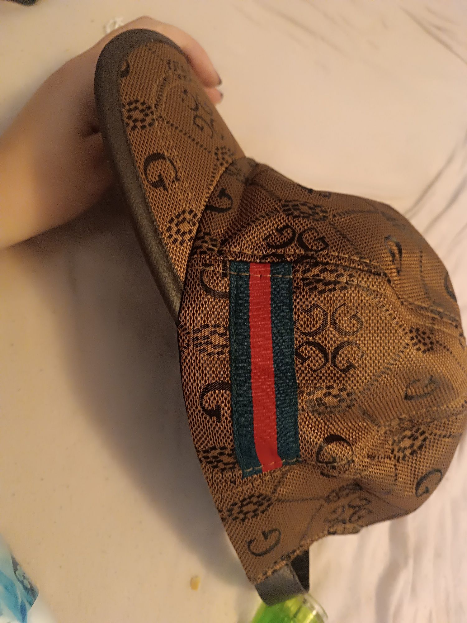 Мъжка Шапка Gucci