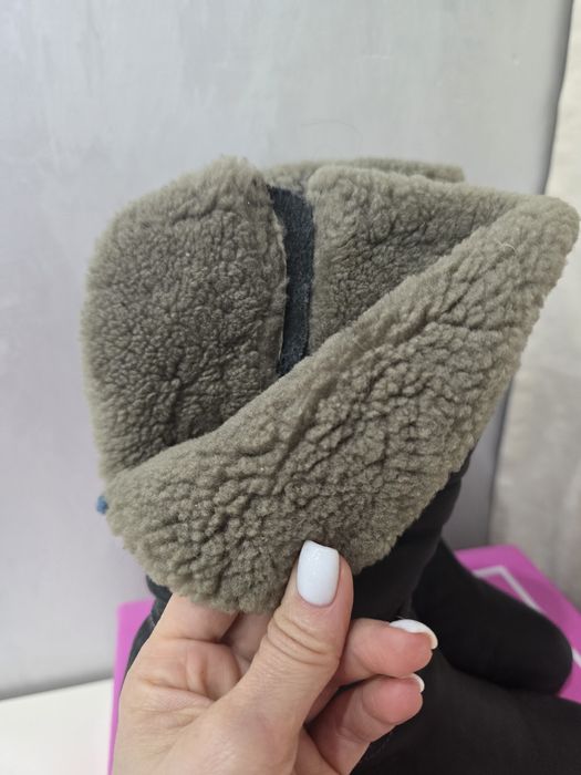 Продам зимнии сапоги