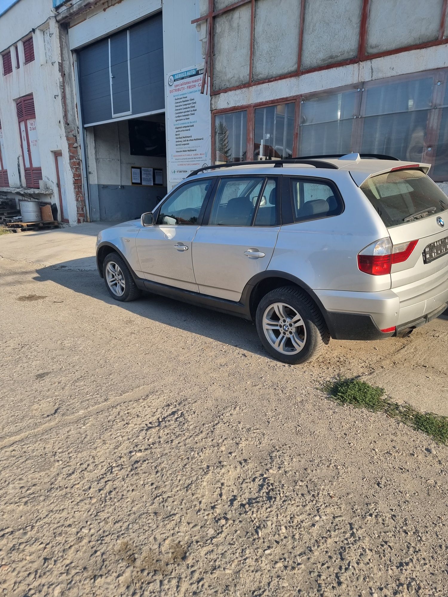 Dezmembrez bmw x3 e83 facelift N47 diesel