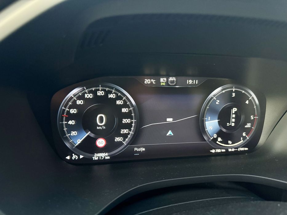 Volvo XC60 R-Design2020, 2.0 D 190 CP, Automată, TVA inclus deductibil