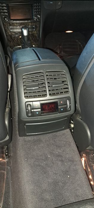 Мерцедес - Benz Е 350 Авангард 4matik Подгрев Обдухване Масаж Газ