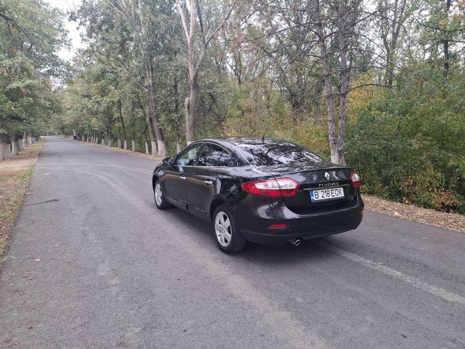 Renault fluence,1.6benzina,an 2010