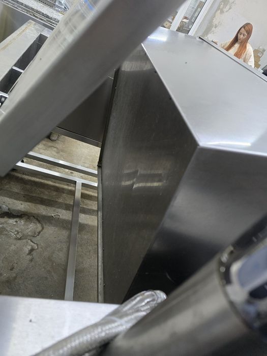 Обръщатълен тиган ELECTROLUX