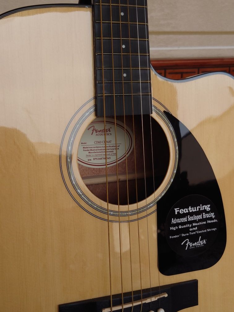 Fender CD60 CE 41 razmer USA