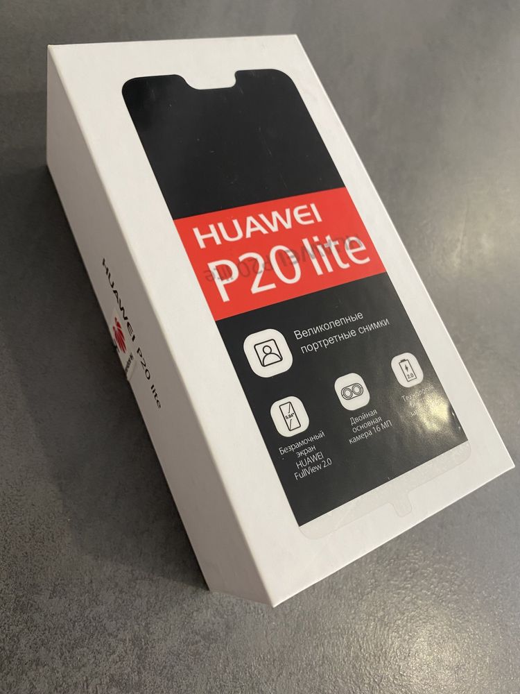 Телефон Huawei P20 lite