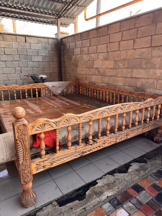 Продам топчан деревянный