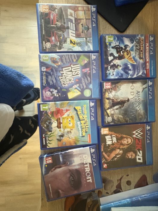 Vand jocuri ps4 ( compatibile cu ps5) - pret negociabil