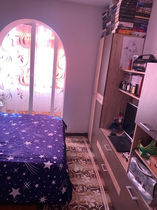 Vând apartament, Dolhasca