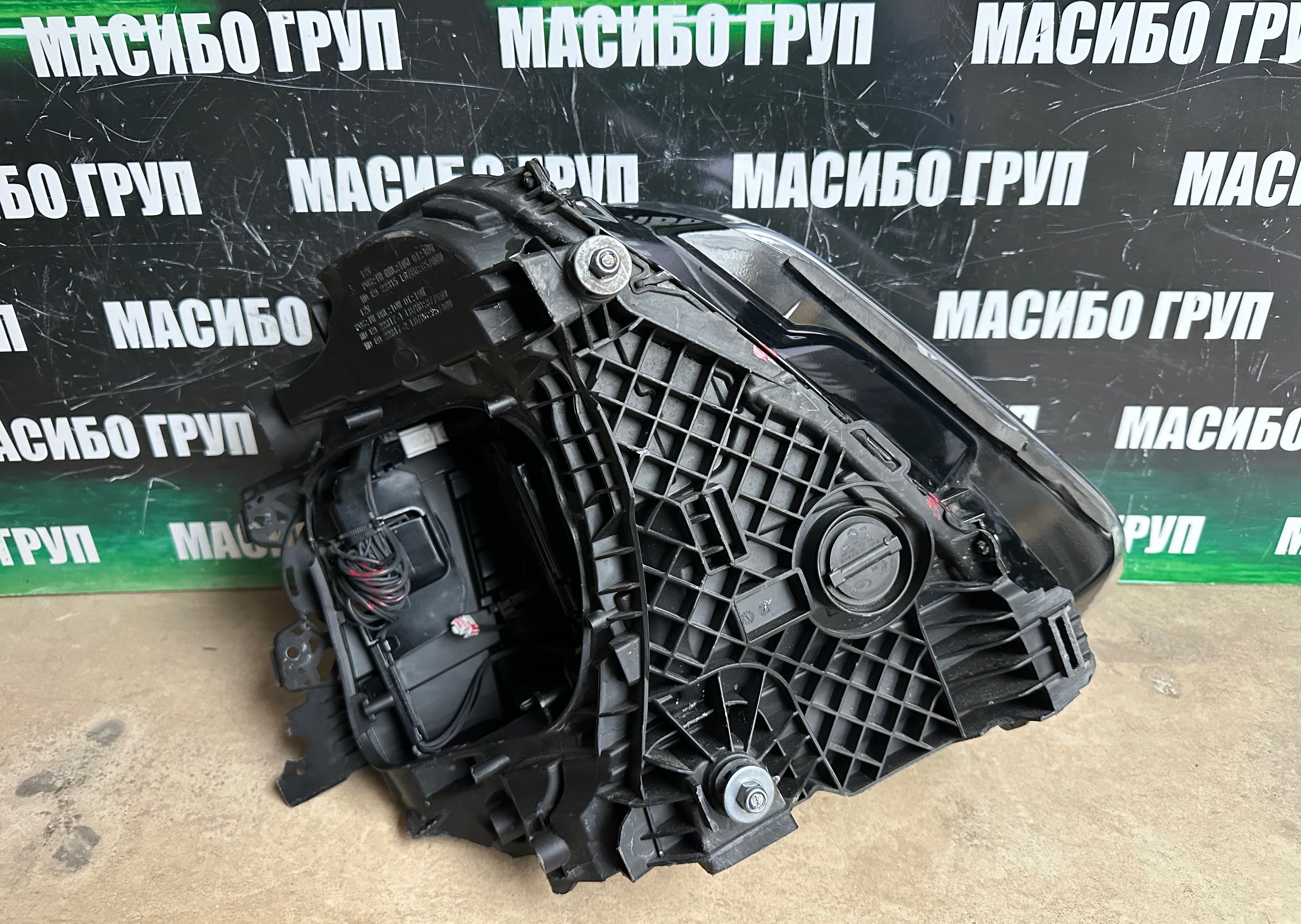 Фар far десен фарове Matrix за Порше  Тайкан Porsche Taycan