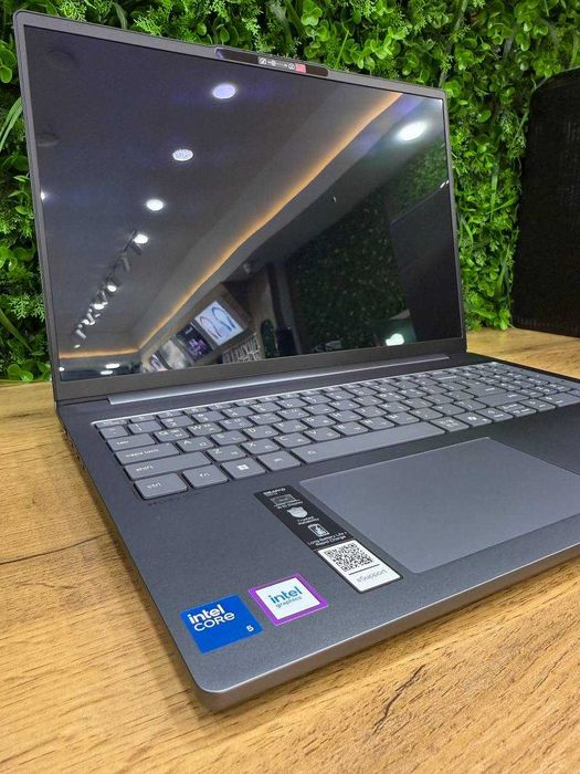 LENOVO Ideapad Slim5/ Core 5 210H/16gb ddr5/512gb ssd/16,0 2,8K OLED