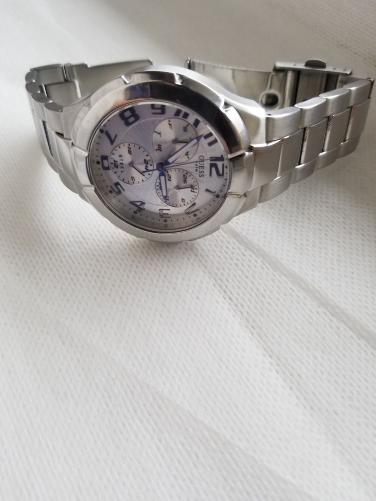 Ceas Guess Steel