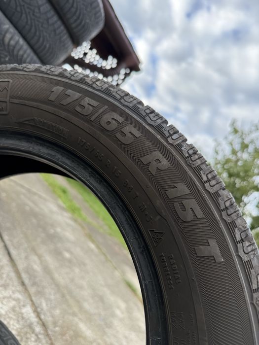 175/65R15 Semperit Anvelope iarna Set 4