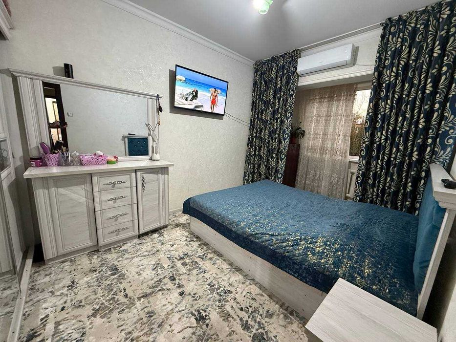 4 хонали, Юнусобод 4-квартал, универсам