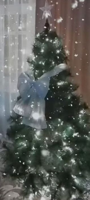 Продаю новогоднюю ёлку