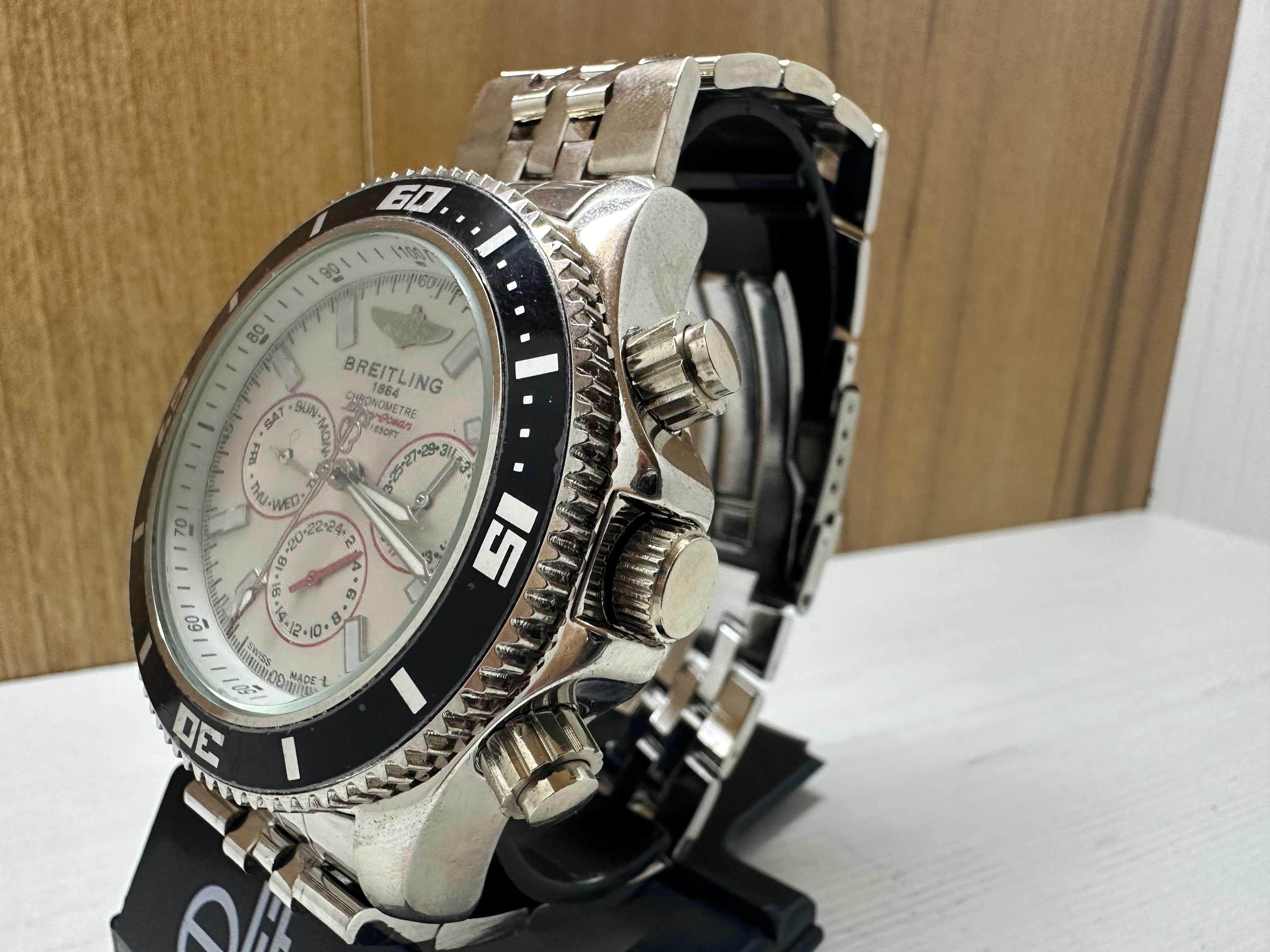 Часовник Breitling Автоматичен Chronometre Super Ocean Modified