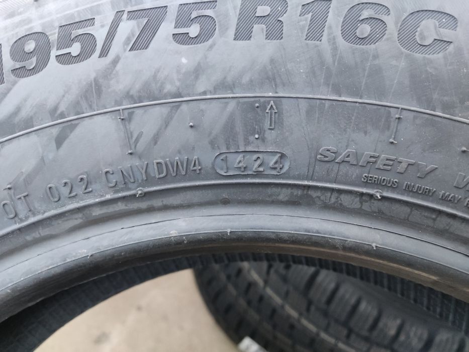 195/75/16C KUMHO PorTran CW51