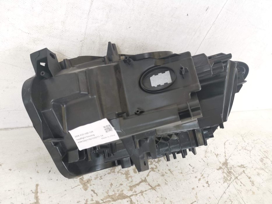Десен фар корпус Xenon БМВ Серия 1 Ф20/Ф21 / BMW Seria 1 F20/F21 [ - ]