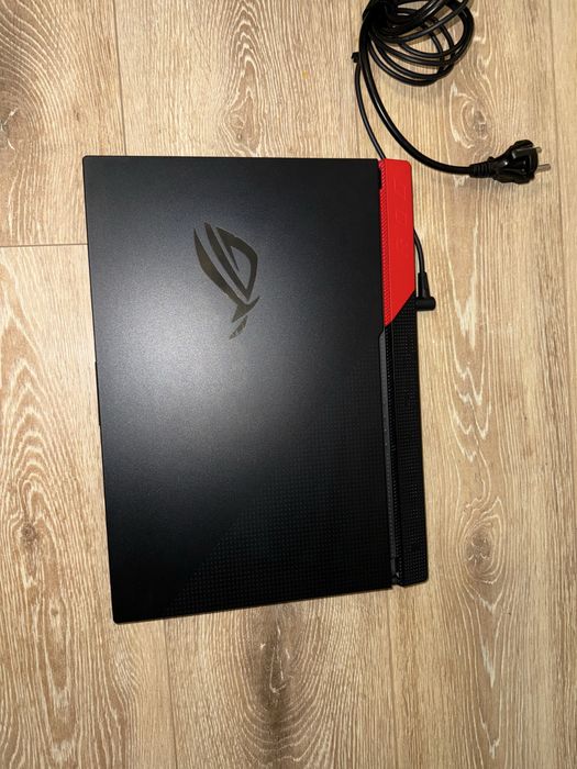 Laptop Gaming ASUS ROG Strix G513IC – Ryzen 7 / RTX 3050