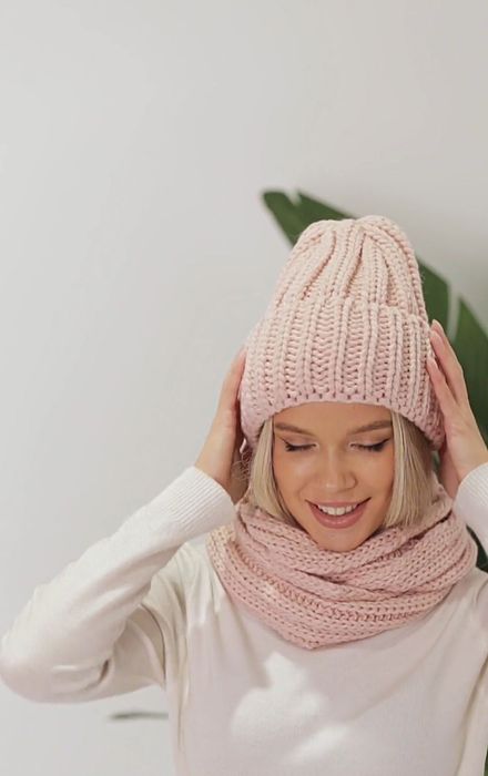 Шапка и снуд зимние акрил и шерсть