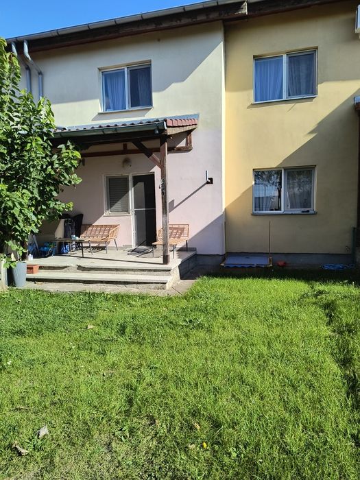 Proprietar,ofer spre inchiriere casă 4 camere, Cartier Europa