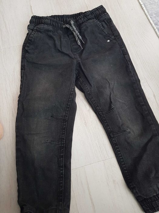 Зачазени детски панталони