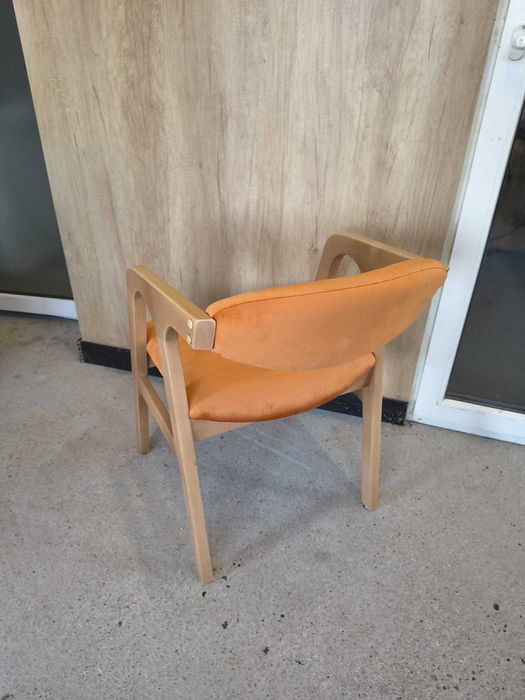 Scaune living bucatarie