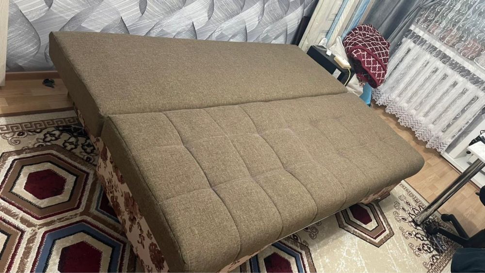 Продам диван в хорошем состоянии