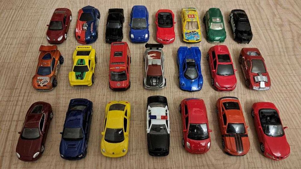 Set 11 masinute METALICE  (la alegere)