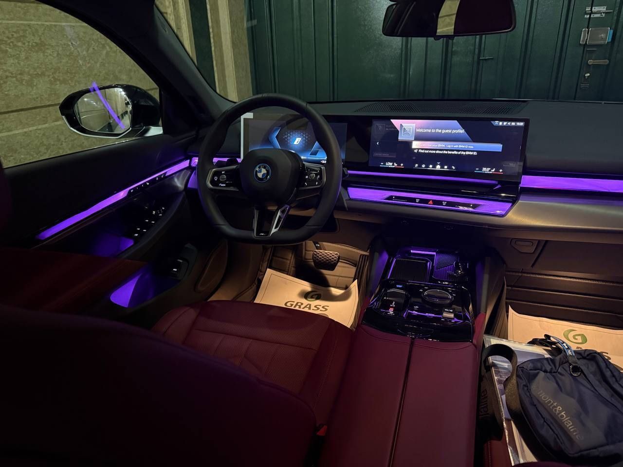 Нотариус BMW i5 35L 2025 йил