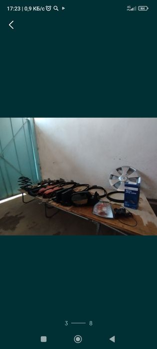 Продаётся зеркало для машины и запчасти состояние отличное