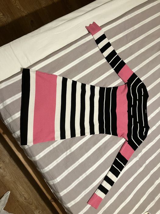 Раирана рокля “Guess”