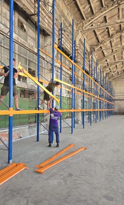 Rafturi metalice industriale