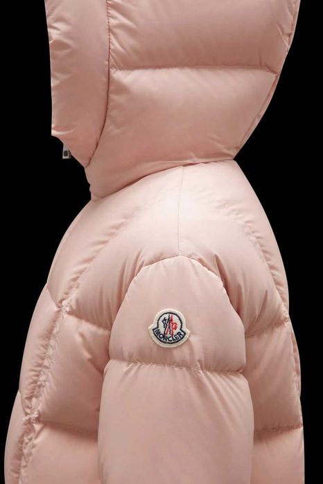Moncler Ana пухено яке оригинално 104 см, 4г подарък оригинална шапка
