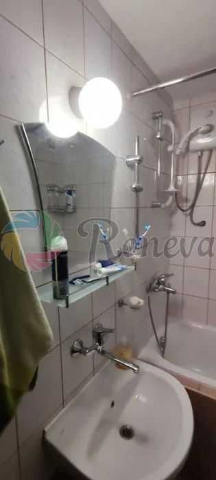 Двустаен 70 м2 обзаведен