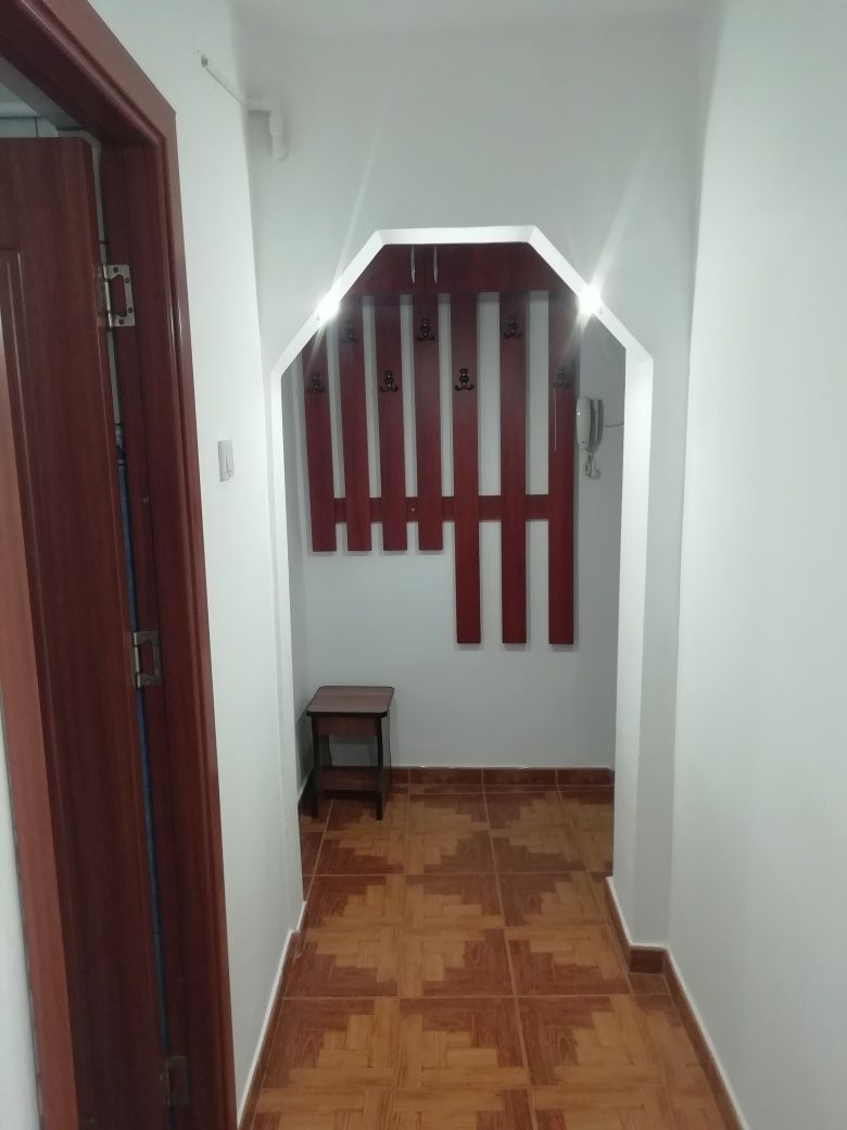 Apartament de închiriat