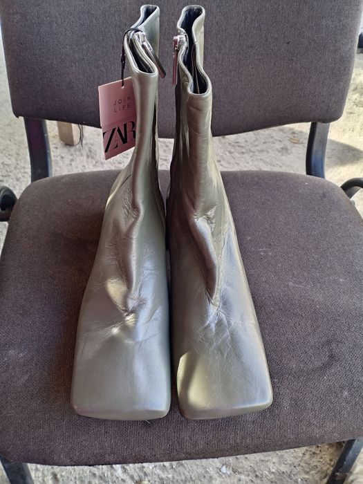 Cizme cu toc Zara am mărimi diferite de la 38 pina la 40