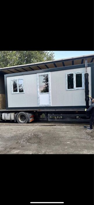 Vand cotainere de fotabal pentru benzănarie  etc.