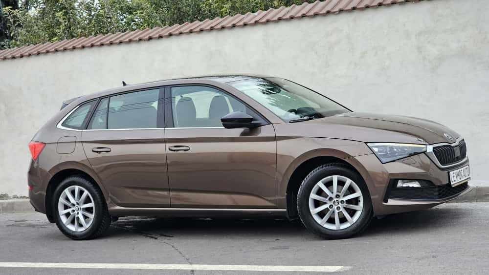 Skoda SCALA STYLE 1.5TSI 150cp 2019 DSG /Distronic Line MATRIX Virtual