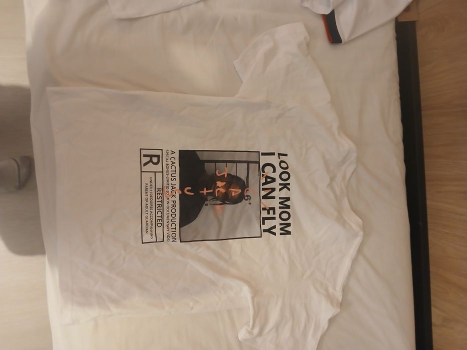 Tricou travis schoot