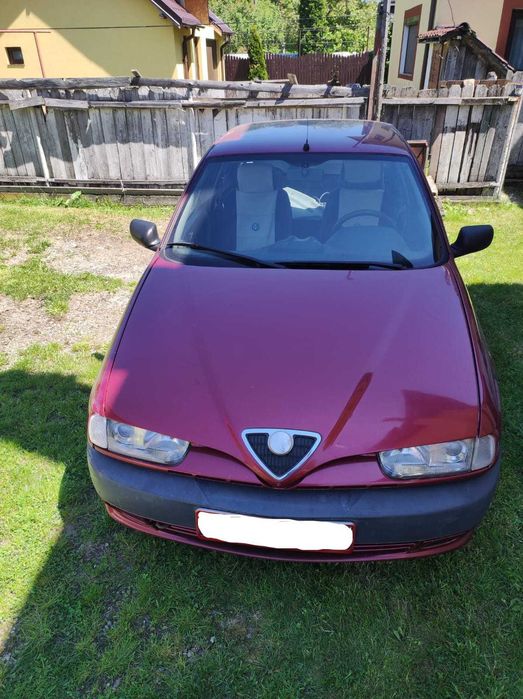 Alfa Romeo 146 benzină