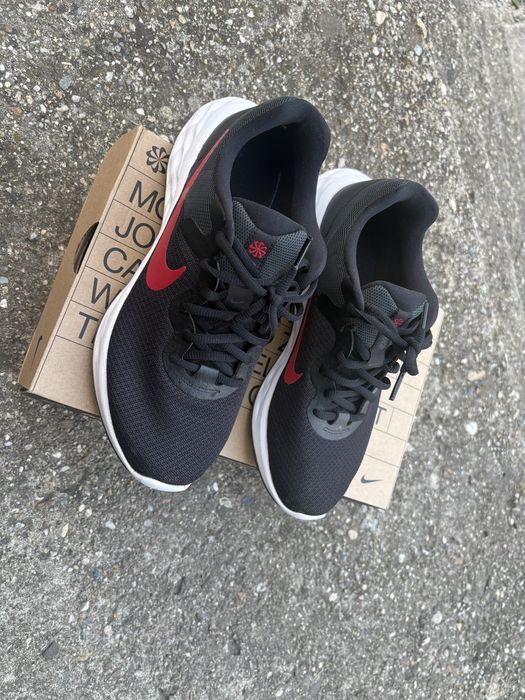 Nike revolution 6