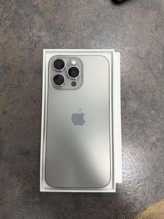 Iphone 15 pro max ,256 Gb