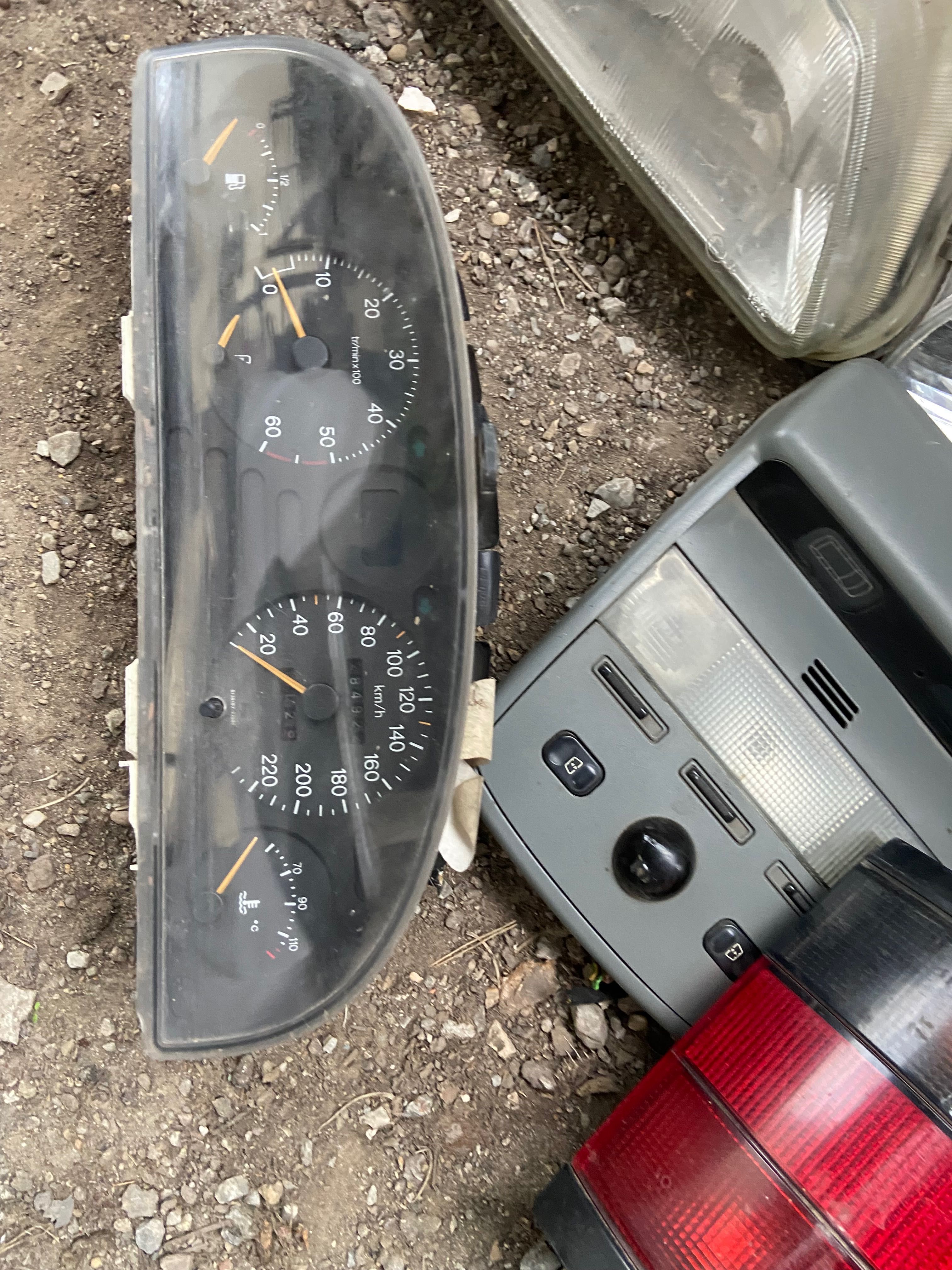 Части за peugeot 806
