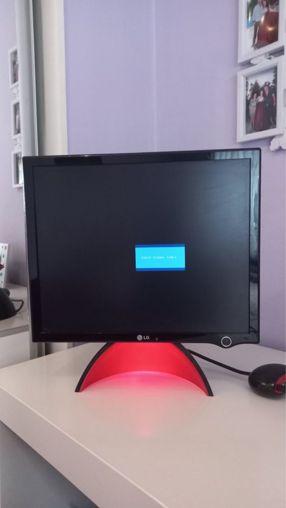 LG L1900J-BF TFT LCD Fantasy Series 'Jar' компютърен монитор
