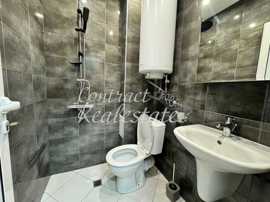 Дава се под наем Едностаен апартамент в Варна, Център - 30 кв.м за 306 € - Снимка #9