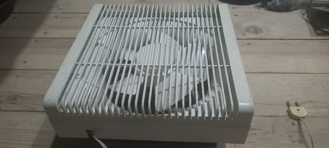Вытяжка-вентилятор на окно или в помещение