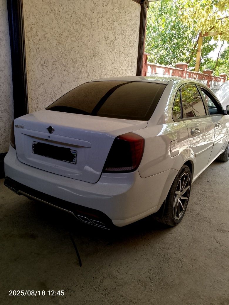 Lacetti Gentra qilingan